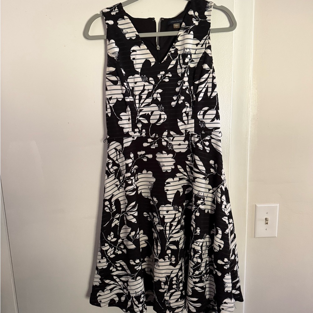 Tommy Hilfiger Black and White Patterned Midi Dress